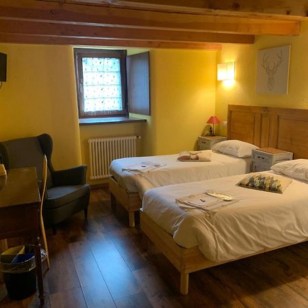 Rifugio Lilla Bed & Breakfast La Thuile Exterior photo